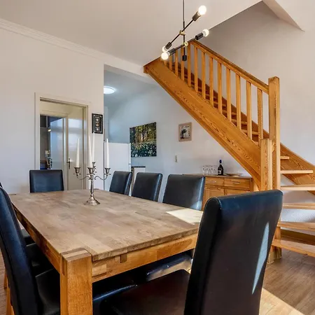 Xxl Reihenhaus Mit Wlan In Hébergement de vacances *