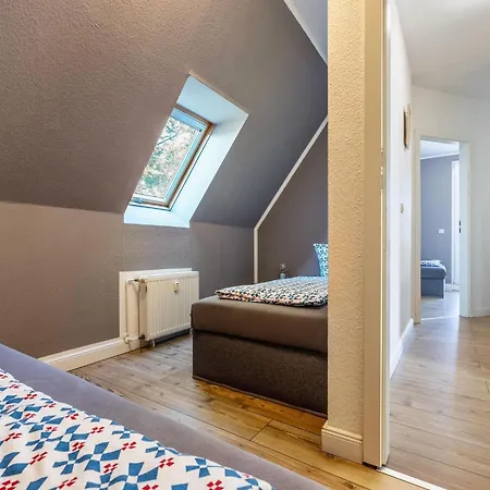 Xxl Reihenhaus Mit Wlan In