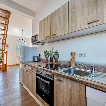 Xxl Reihenhaus Mit Wlan In